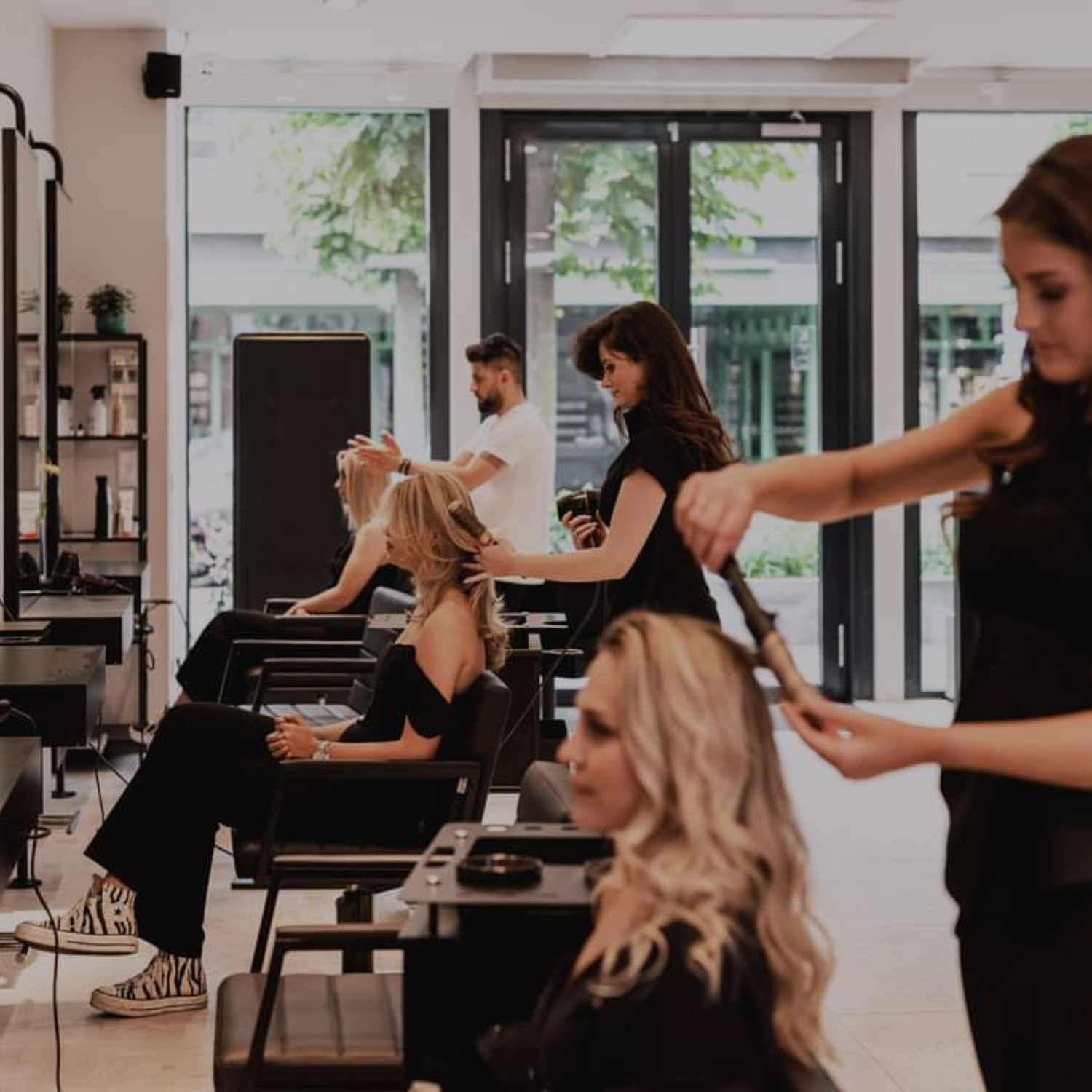 BLONDI Sotogrande (Hair Salon)